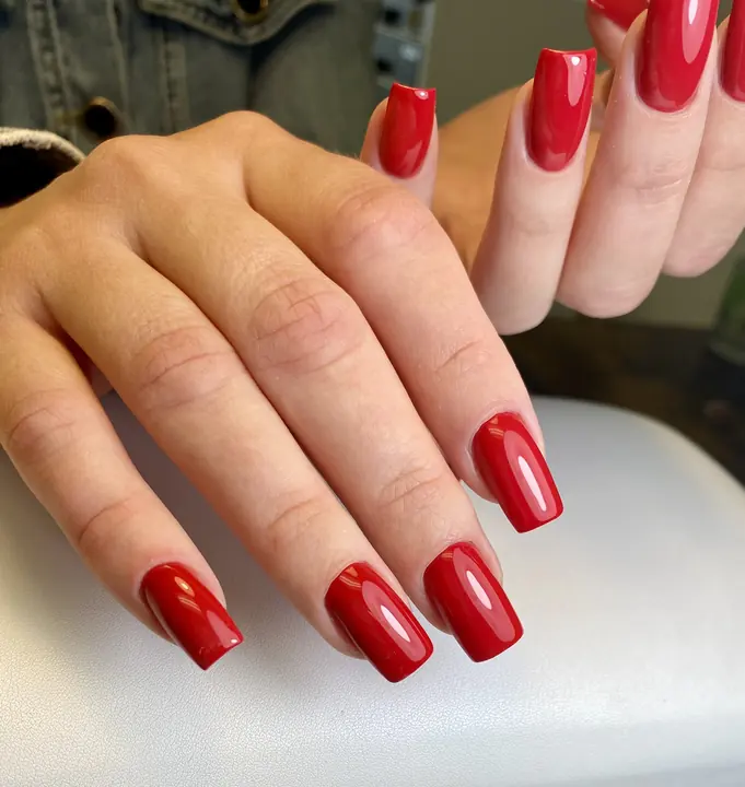 Glossy red square gel extensions
